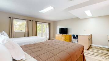 Ferros/tábuas de passar roupa, Wi-Fi, roupa de cama