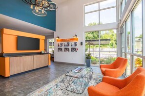 Interior - Landing | Chic 1BD, Courtyard (Springfield)