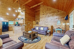 TV, fireplace, DVD player, offices - Charming Smokies Cabin, Sleeps 12, Hot Tub, Rec Room (Pigeon Forge)