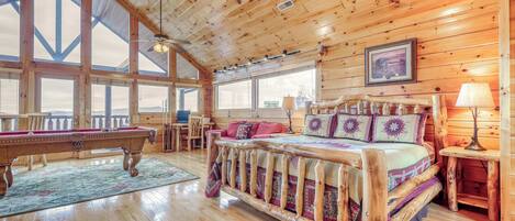 TV, fireplace, DVD player, offices