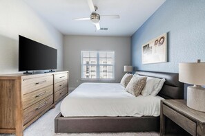2 Schlafzimmer, Schreibtisch, Bügeleisen/Bügelbrett, WLAN