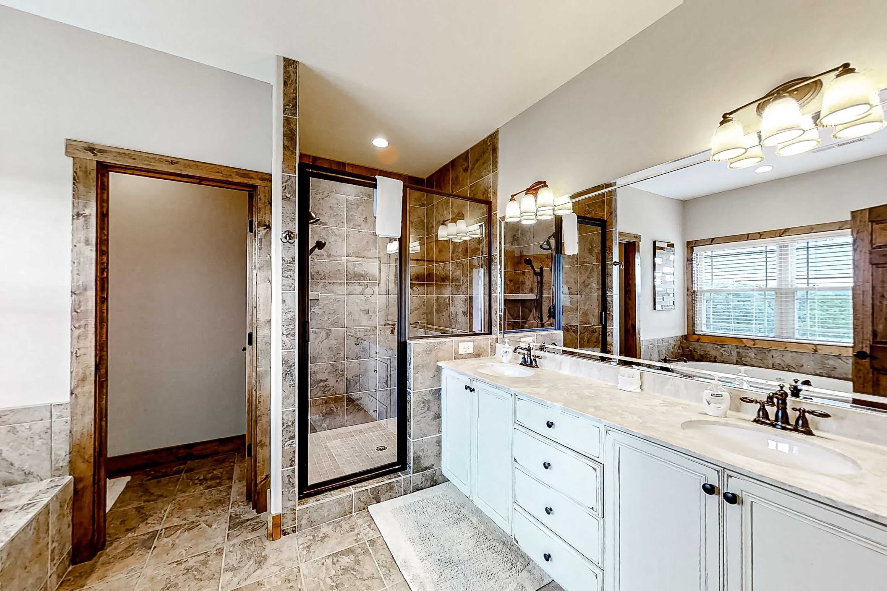 Shower, towels, shampoo