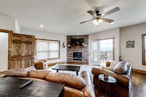 TV, fireplace, DVD player, offices