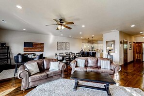 TV, fireplace, DVD player, offices