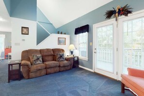 TV, fireplace, DVD player - 4 Mi. to Parkway・Near Dollywood Stay・Hot Tub・Pool (Pigeon Forge)
