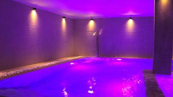 Deep-tissue massages, sports massages, 1 treatment room, massages