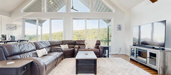 Lakeside Chalet Nr Deerfield Res, Sleeps 10, Games