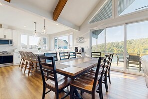 تناول الطعام