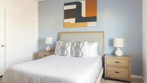 Desk, iron/ironing board, WiFi, bed sheets