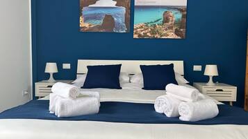 2 chambres, fer et planche à repasser, accès à Internet, literie fournie