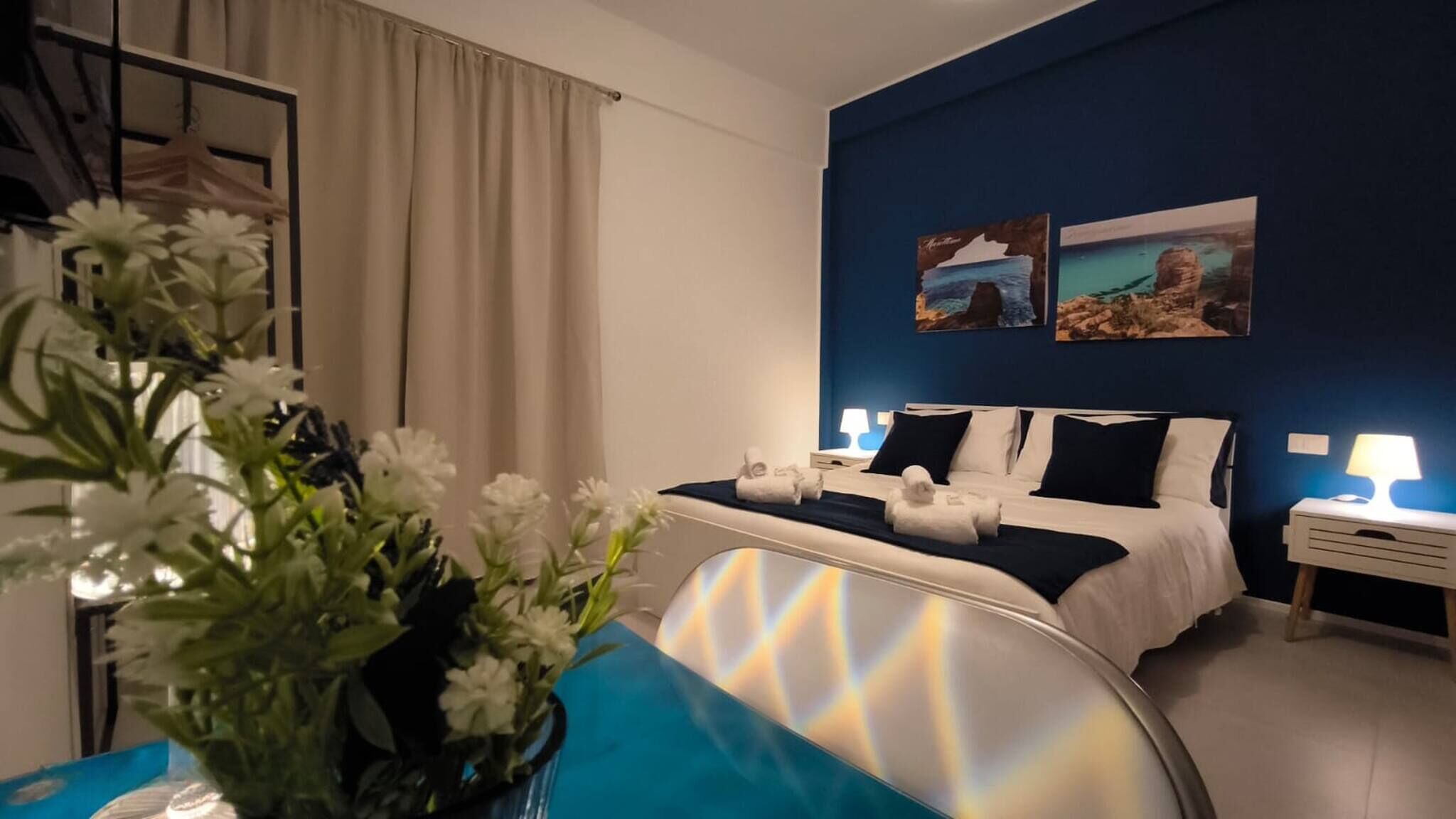 2 bedrooms, iron/ironing board, Internet, bed sheets