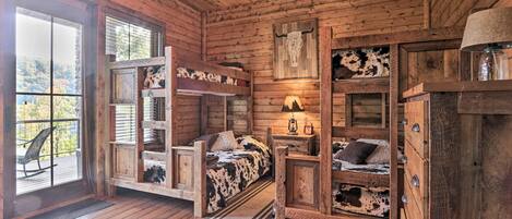 Bügeleisen/Bügelbrett, WLAN, Bettwäsche