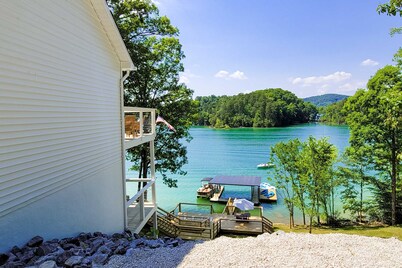 Waterfront Norris Lake Gem, Sleep 11, Dock, Fire Pit