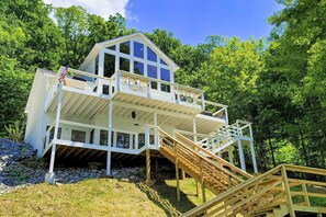 Exterior - Waterfront Norris Lake Gem, Sleep 11・Dock・Fire Pit (Maynardville)