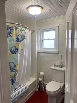 Bathroom - Salt box on Brinson’s (Winterton)