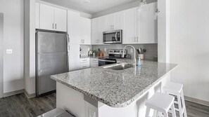 Fridge, dining tables - Landing | Beautiful 1BD, Gym, Pool (Nashville)