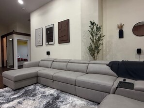 Interior - modern 4BR Disney area with private/lighted pool (Davenport)