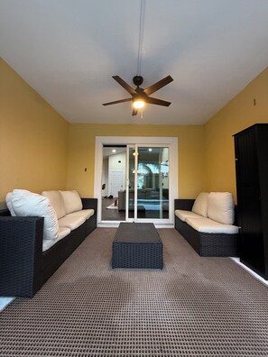 Interior - modern 4BR Disney area with private/lighted pool (Davenport)