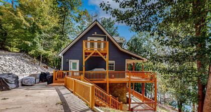 Lakefront Cabin, Sleeps 14・2 Level Dock・Sun Deck