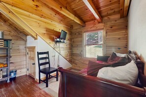 Tabla de planchar con plancha, wifi y ropa de cama 