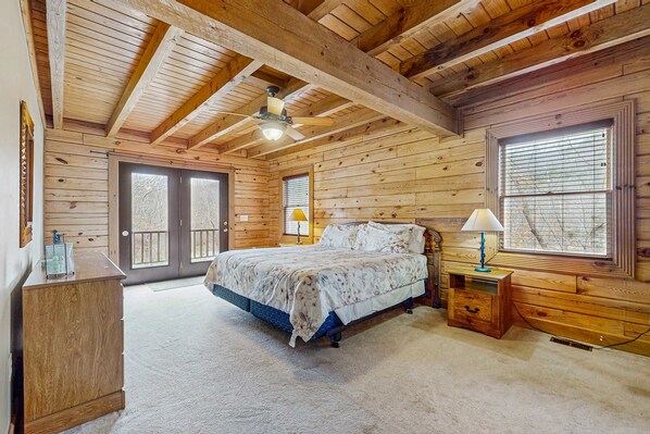 3 Schlafzimmer, Bügeleisen/Bügelbrett, WLAN, Bettwäsche