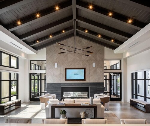 Landing | Stunning 2BD, Clubhouse, Gym