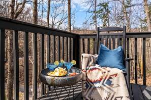 Property grounds - Luxury Cabin, Sleeps 8, Game Room, Clubhouse Access (Gatlinburg)