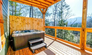Outdoor spa tub - Luxe Mtn View Cabin, Sleeps 10, Hot Tub, Game Room (Gatlinburg)