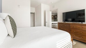 Desk, iron/ironing board, WiFi, bed sheets - Landing | Spectacular 2BD, Gym, Clubhouse (Miromar Lakes)