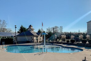 Pool - Charming Mtn View Condo, Sleeps 6, 2 Pools, Hot Tub (Pigeon Forge)