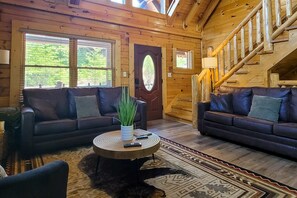 Fernseher, Kamin, Arbeitsbereiche