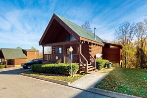 Exterior - Log Cabin, for 6, Hot Tub, Pool Access, Near Parkway (Pigeon Forge)