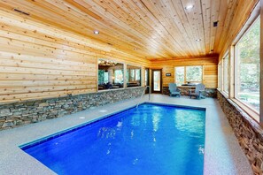 Pool - Elegant Lodge, for 12・Pool・Hot Tub・Theater・Games (Sevierville)