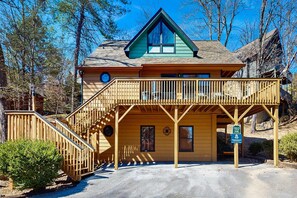 Exterior - Pigeon Forge Retreat・Hot Tub・Arcade・Games・Pool (Pigeon Forge)