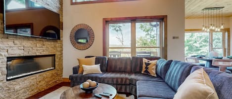 TV, fireplace, offices