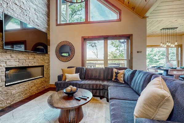 TV, fireplace, offices