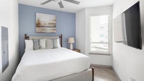 Desk, iron/ironing board, WiFi, bed sheets - Landing | Amazing 2BD, Gym, Clubhouse (Arlington)