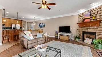 TV, fireplace, DVD player, offices