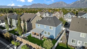 Exterior - Spacious Family Retreat Near Ski Resorts (South Jordan)