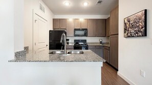 Fridge, dining tables - Landing | Beautiful 1BD, Gym, Pool (Lockhart)