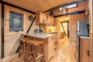 Fridge, microwave, oven, stovetop - Unique & Authentic Train Depot Vacation Experience (Pigeon Forge)