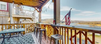 Spacious Norris Lake Retreat・View・Deck・BBQ Grill