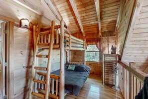 4 Schlafzimmer, Bügeleisen/Bügelbrett, WLAN, Bettwäsche