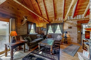 TV, fireplace, DVD player, offices