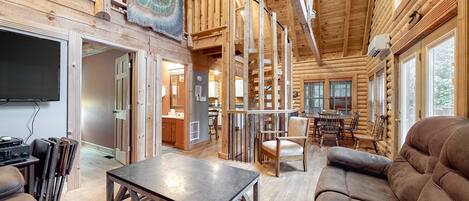 Fernseher, DVD-Player, Arbeitsbereiche