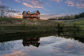 Exterior - Spacious Cabin, Sleep 22, Hot Tub, Game, Theatre, View (Pigeon Forge)