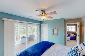 مكواة/لوح كي وواي فاي وملاءات أسرّة