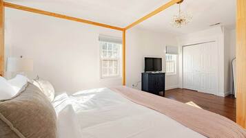 5 chambres, fer et planche à repasser, lit parapluie, Wi-Fi gratuit