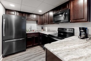 Fridge, microwave, oven, stovetop - Newly Remodeled Scenic Riverfront Smokies Retreat (Pigeon Forge)