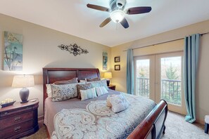 1 bedroom, iron/ironing board, WiFi, bed sheets